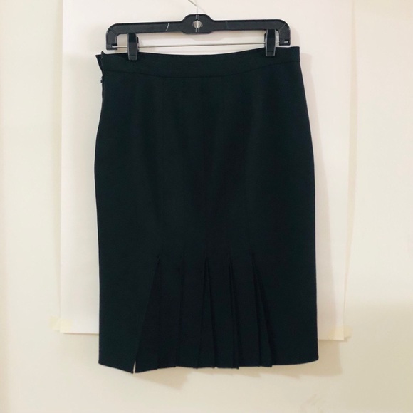 Nolan skirt